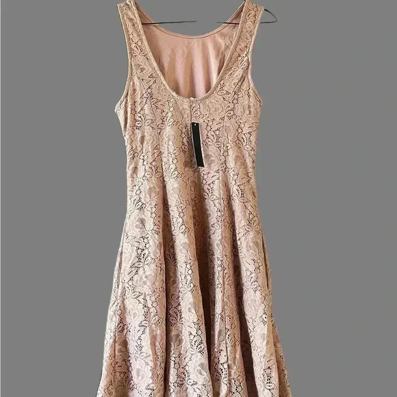 Speechless lace dress size XS - Picture 8 of 8